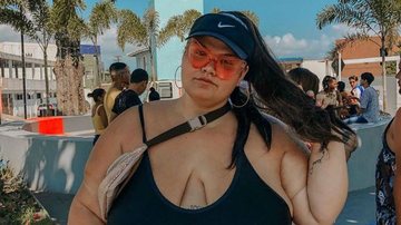 Grávida, Thais Carla aproveita dia ensolarado na praia - Foto/Instagram