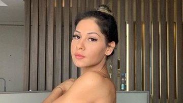 Mayra Cardi posa de biquíni e impressiona seguidores - Instagram