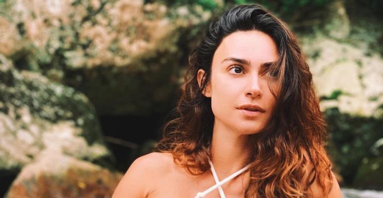 Thaila Ayala surge com a barriga trincada e choca web - Divulgação/Instagram