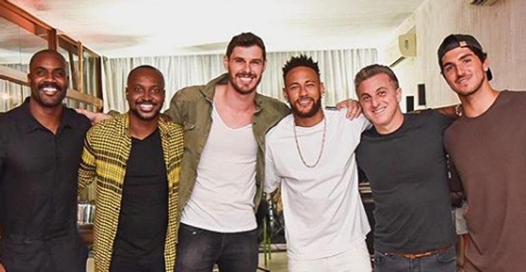 Rafael Zulu relembra momento com os amigos da 'Diretoria' - Instagram