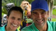 Tadeu Schmidt e esposa viajam sozinhos de avião e comemoram - Instagram