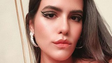 Antonia Morais dá sorriso malicioso e faz brincadeira na web - Instagram