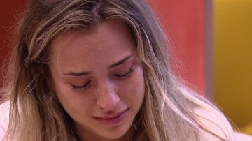 BBB20: Após festa, Gabi chora e desabafa: ''Não consigo mais acreditar no amor'' - TV Globo