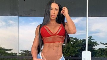 Gracyanne Barbosa ostenta curvas impressionantes nas redes sociais. - Divulgação/Instagram