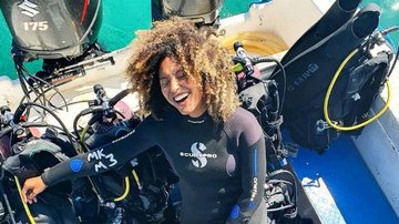 Sheron Menezzes se diverte em aula de mergulho no Equador - Instagram
