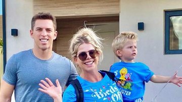 Em Orlando, Karina Bacchi surge em passeio inusitado com a família - Instagram