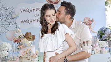Mano Walter e Débora Silva revelam sexo do bebê - Silvio Eugênio