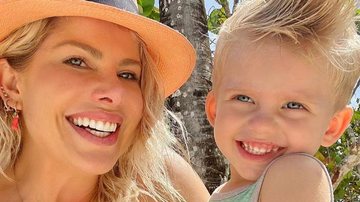 Em Punta Cana, Karina Bacchi aproveita dia de sol e mar ao lado do filho - Instagram