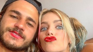 Isabella Santoni e Caio Vaz são vistos aos beijos - Instagram