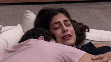 Mari chora com Victor Hugo - Reprodução/TV Globo