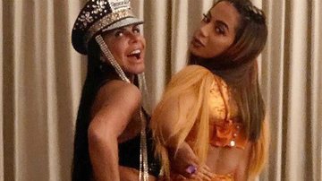Gretchen posa ao lado de Anitta momentos antes do bloco da cantora: ''Te amo, amiga linda'' - Instagram