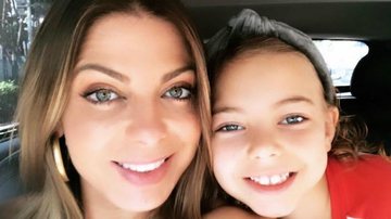 Sheila Mello compartilha vídeo fofo da filha cantando - Instagram
