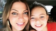 Sheila Mello compartilha vídeo fofo da filha cantando - Instagram