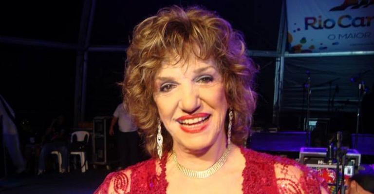Morre aos 88 anos a cantora Adelaide Chiozzo - Reprodução/Facebook