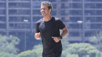 Marcos Palmeira correndo no Rio de Janeiro - AGEWS/JC PEREIRA
