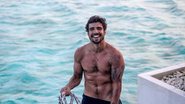 Caio Castro vai às redes desmentir casamento com Grazi Massafera - Instagram