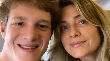 Leticia Spiller surge careca em clique antigo ao lado do filho, Pedro Novaes - Instagram