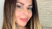 Viviane Araujo surge tomando sol de biquíni e exibe corpão - Divulgação/Instagram