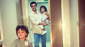 Felipe Simas emociona com declaração aos filhos - Reprodução/Instagram