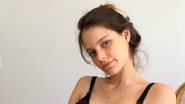 Laura Neiva esbanja a fofura de Maria com clique na quarentena - Instagram