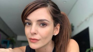 Titi Muller exibe barrigão de 6 meses em ensaio improvisado - Instagram