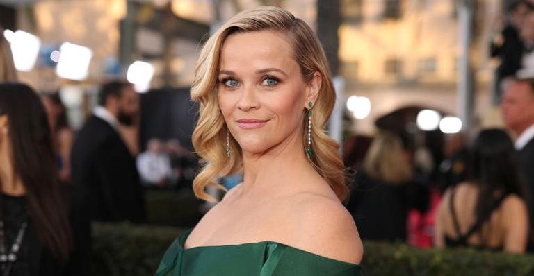 Reese Witherspoon doa 250 vestidos grifados - Getty Images