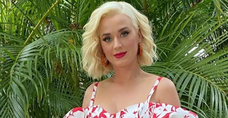 Katy Perry mostra o barrigão durante live - Instagram