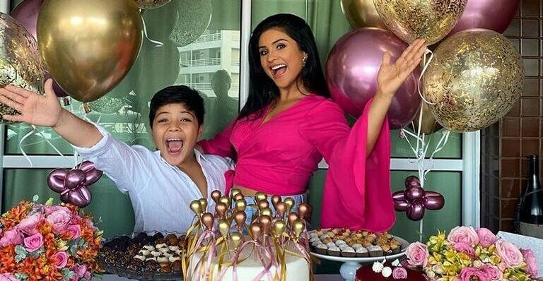 Mileide Mihaile e o filho Yhudy Lima em seu aniversário de 31 anos - Reprodução/Instagram