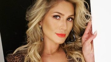 Lívia Andrade arranca suspiros da web ao posar de biquíni - Reprodução/Instagram
