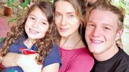 Em celebração ao dia do abraço, Leticia Spiller surge agarrada com os filhos: ''Vale mais que tudo'' - Instagram