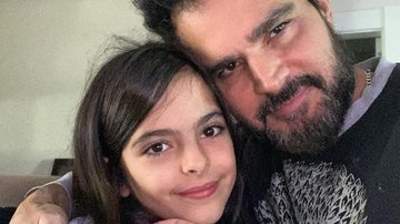 Luciano Camargo encanta web ao se declarar para filha - Divulgação/Instagram