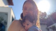 Laura Neiva surge ao lado de Chay Suede e da pequena Maria em lindo clique - Instagram