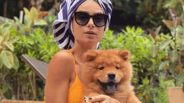Thaila Ayala encanta seguidores ao posar ao lado de seu cão - Reprodução/Instagram