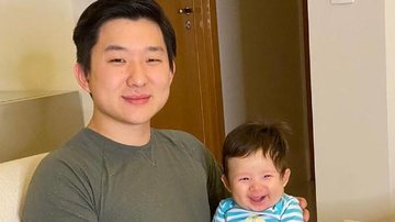 Pyong Lee se derrete por Jake no mesversário do filho - Instagram