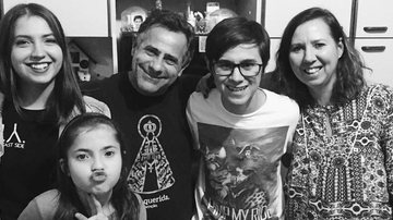 Irmã de Rafael Miguel celebra aniversário do falecido pai - Reprodução/Instagram