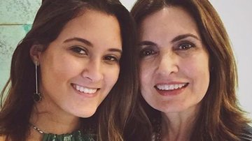 Filha de Fátima Bernardes ostenta corpão de biquíni - Reprodução/Instagram