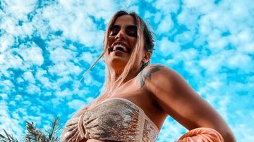 Ex-BBB Carol Peixinho posa na frente de espelho e arranca suspiros dos fãs - Reprodução/Instagram