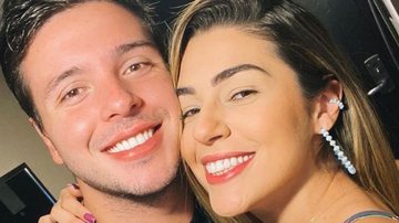Vivian Amorim se declara ao posar ao lado do namorado - Reprodução/Instagram