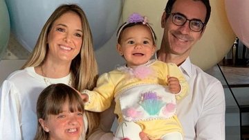César Tralli posa em família e se derrete pela filha - Reprodução/Instagram