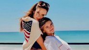 Curtindo o verão do Hemisfério Norte, mãe e filha vão à praia - Getty Images e Reprodução/Instagram