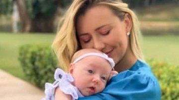 Ana Paula Siebert comemora 2 meses da filha, Vicky - Reprodução/Instagram