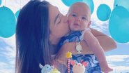 Mariana Uhlmann, esposa de Felipe Simas, surge agarradinha com o caçula, Vicente - Instagram
