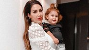 Bella Falconi se encanta ao ver a filha caçula se maquiando - Reprodução/Instagram