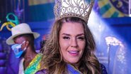Simony é coroada Rainha de Bateria da Unidos do Peruche - Thiago Duran/AgNews