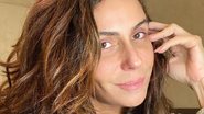 Giovanna Antonelli surge sorridente ao apreciar a luz do luar - Reprodução/Instagram