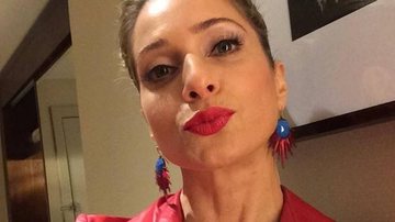 Letícia Spiller posta selfie e beleza chama atenção na web - Reprodução/Instagram