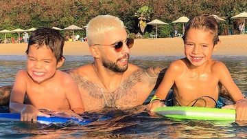 Pedro Scooby surge se divertindo no mar ao lado dos filhos - Reprodução/Instagram