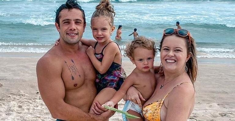 Rafael Cardoso posa com os filhos e Mari Bridi se derrete - Reprodução/Instagram