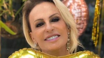 Apresentadora da Globo foi clicada bem sorridente - Divulgação/TV Globo