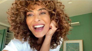 Juliana Paes exibe seu lindo sorriso ao publicar um novo clique em suas redes sociais - Reprodução/Instagram